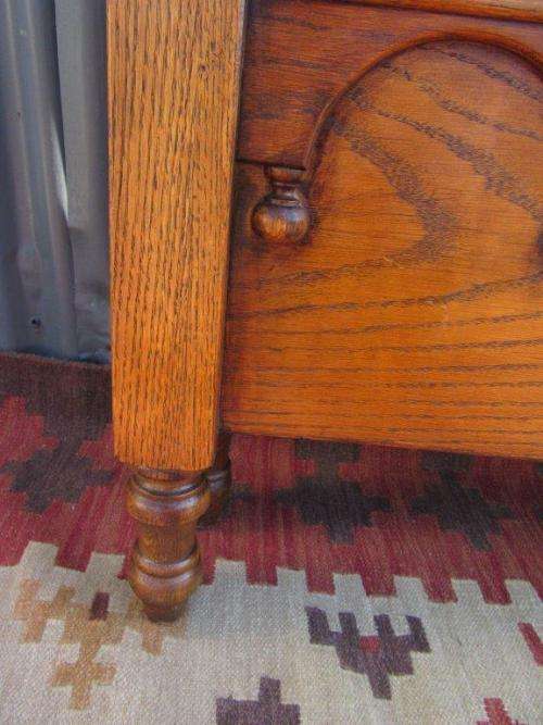 A superb antique Edwardian cognac oak "King-size" spindle headboard and footboard set RS17Bed