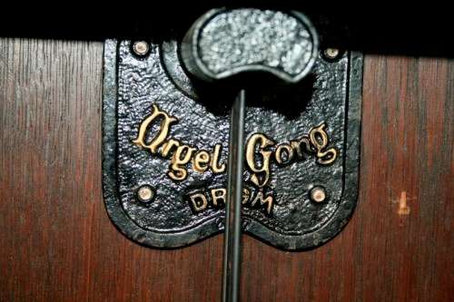 An exquisite vintage German made Kienzle wall clock with a rare "Orgelgong" rod gong - RS17CL