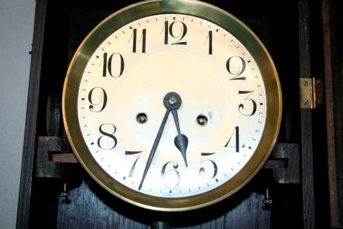 An exquisite vintage German made Kienzle wall clock with a rare "Orgelgong" rod gong - RS17CL