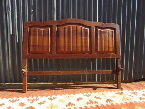 A beautiful vintage three-panel solid Imbuia double bed headboard and footboard set - RS17Bed
