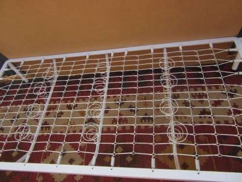 A wonderful (white) metal single bed (headboard and base combination) bed set - RS17Bed