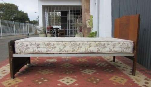 Two vintage Art  Deco oak single beds incl. headboards, footboards, bases & mattresses - RS17Bed