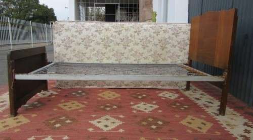 Two vintage Art  Deco oak single beds incl. headboards, footboards, bases & mattresses - RS17Bed