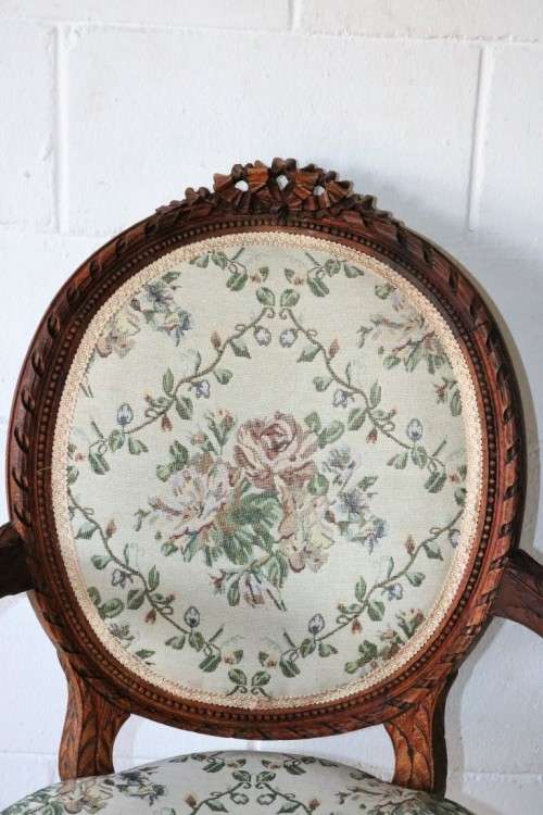 Magnificent antique Louis XIV solid Oak Fauteuil upholstered arm chair with intricate hand carving!