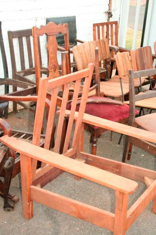 "Job Lot" Assorted occasional/ dining & kitchen chairs; perfect for restoration or parts - RS17Sale