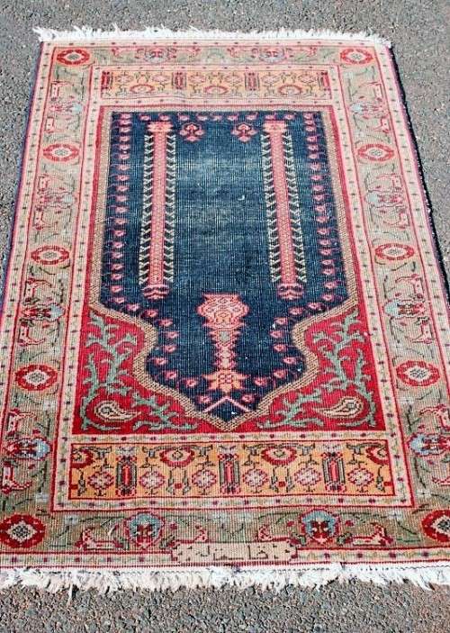 A wonderful vintage traditional Turkish "Panderma" (Bandirma) prayer carpet/ rug w/ stunning detail