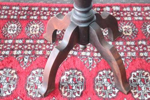An incredible antique Edwardian solid Imbuia pedestal stand with exquisite barley twist detailing
