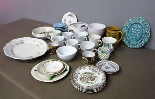"Job Lot" An awesome collection of assorted porcelain and ceramic ware Incl. Royal Albert; RS17Sale