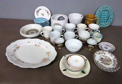 "Job Lot" An awesome collection of assorted porcelain and ceramic ware Incl. Royal Albert; RS17Sale