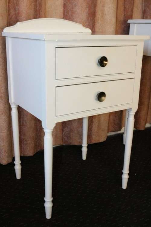 A lovely vintage white dressing table, side table and stool - lovely bedroom set in great condition