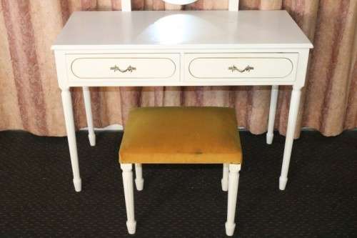 A lovely vintage white dressing table, side table and stool - lovely bedroom set in great condition