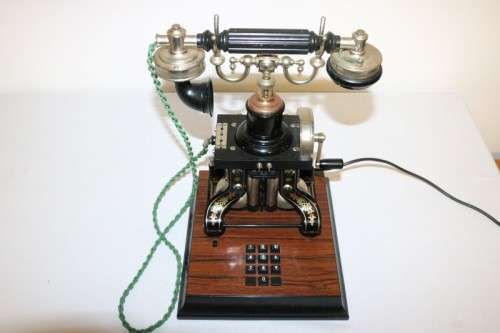 A magnificent rare vintage Ericsson "Stockholm" telephone in excellent condition - stunning!