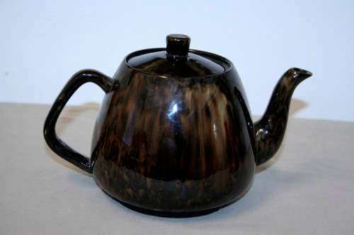 A gorgeous vintage brown-glazed "Viking of England" ceramic collectable teapot in awesome condition
