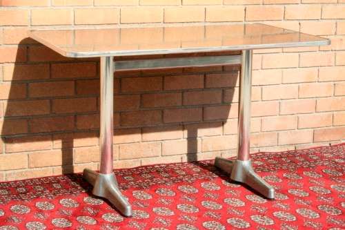 An awesome "polished" aluminium outdoor all-weather patio table in great condition - RS17Sale