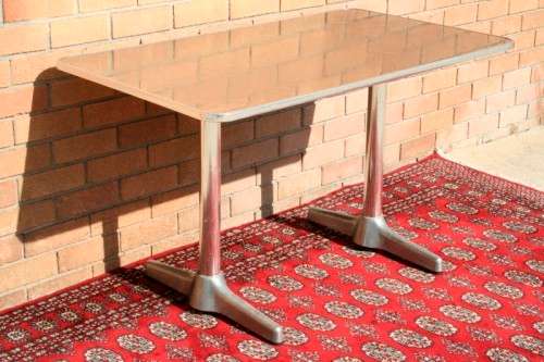 An awesome "polished" aluminium outdoor all-weather patio table in great condition - RS17Sale