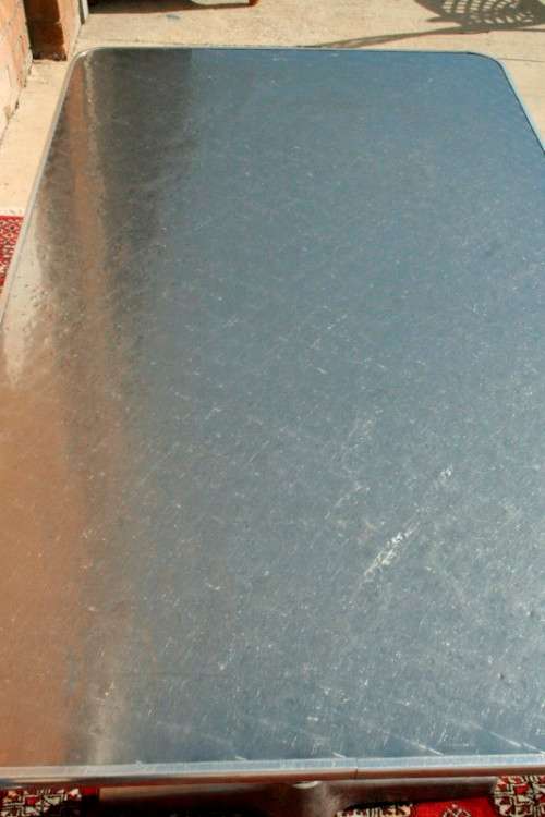 An awesome "polished" aluminium outdoor all-weather patio table in great condition - RS17Sale