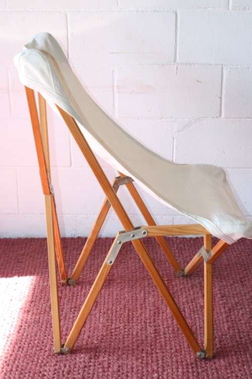 A fantastic modern "Tripolina Butterfly" folding chair w a removable slipcover - stylish & practical