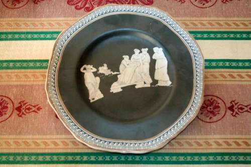 "Job Lot" A fabulous job lot of assorted porcelain & ceramic ware incl Royal Albert & more; RS17Sale