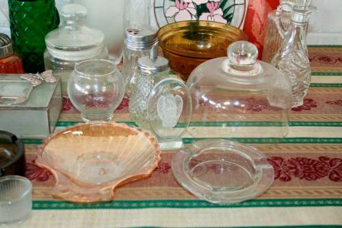 "Job Lot" An awesome collection of assorted glassware incl stained glass & much more; RS17Sale