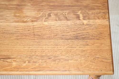 A gorgeous and stylish vintage solid Oak occasional/ side table with Sheraton legs - lovely