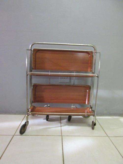 A lovely vintage drinks/ tea trolley on castors - folds up for easy storage/ transport