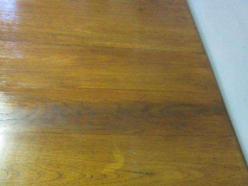 A gorgeous and stylish Oak occasional table - perfect dining table in smaller areas!