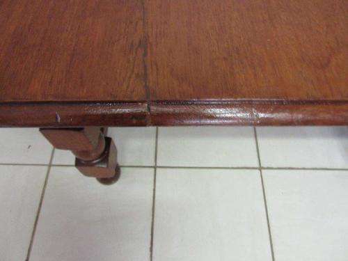 A gorgeous and stylish Oak occasional table - perfect dining table in smaller areas!