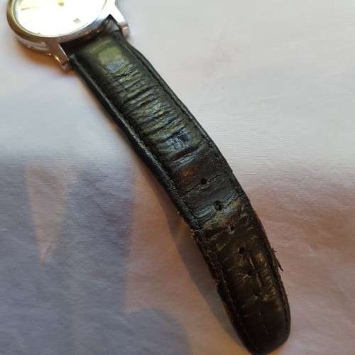 A stunning classic "Hugo Boss" model 1610 gents stainless steel wrist watch with a leather strap