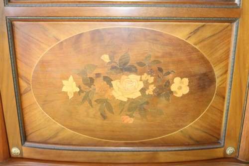 Superb vintage French "Vernis Martin" Louis XV-style show case w/ amazing marquetry inlay detailing