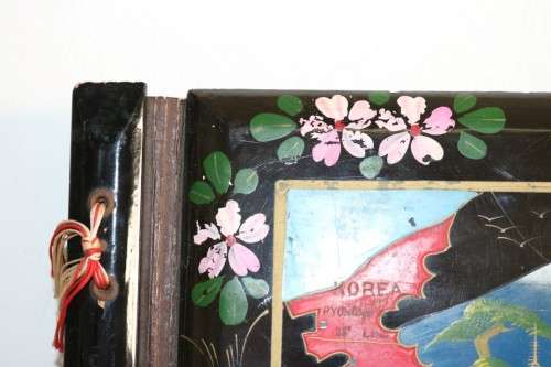 **RS17** A stunning Oriental black picture/ photo album with beautiful traditional art on the front