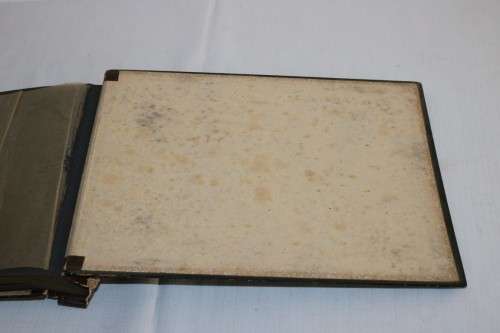 **RS17** A stunning Oriental black picture/ photo album with beautiful traditional art on the front
