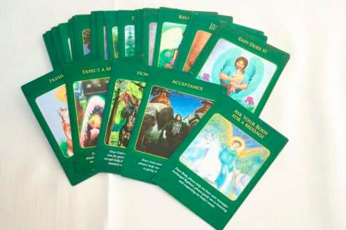 Doreen Virtue's "Archangel Raphael" boxed Oracle Cards - 44 card deck and guidebook - RS17Sale