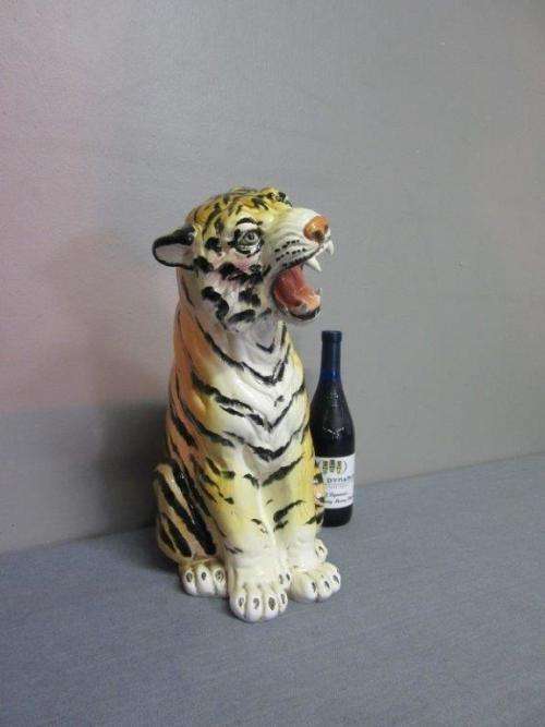 A lovely large Italian vintage (c.1970) ornamental ceramic display figurine of a growling tiger