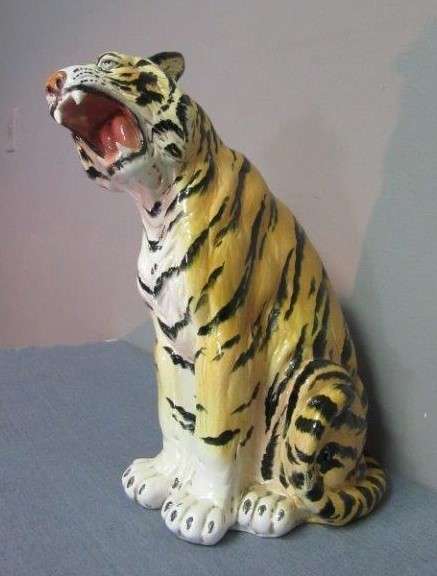 A lovely large Italian vintage (c.1970) ornamental ceramic display figurine of a growling tiger