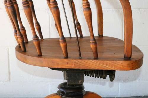 Superb antique English oak swivel "Firehouse" captains chair in very good condition - stunning!