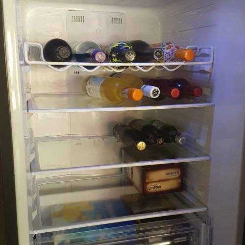 An amazing "Samsung" model RL43WCIH fridge-freezer combo in full working condition