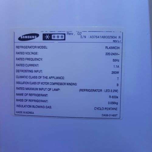 An amazing "Samsung" model RL43WCIH fridge-freezer combo in full working condition