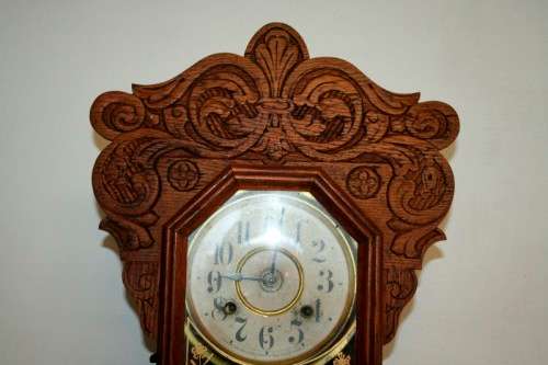 A beautiful & rare hand carved antique New Haven Clock "Gingerbread" shelf mantle clock - RS17CL