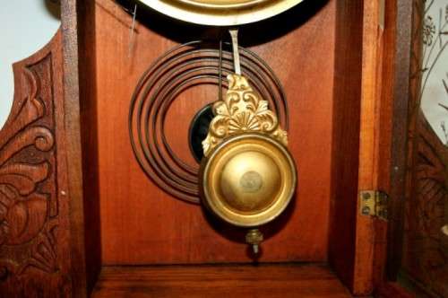 A beautiful & rare hand carved antique New Haven Clock "Gingerbread" shelf mantle clock - RS17CL