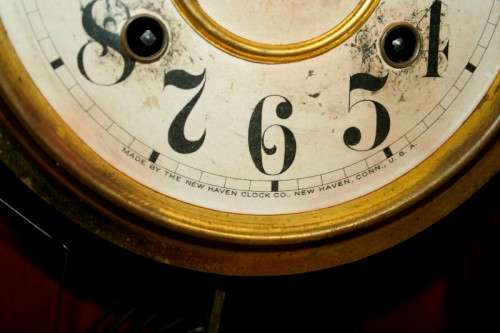 A beautiful & rare hand carved antique New Haven Clock "Gingerbread" shelf mantle clock - RS17CL