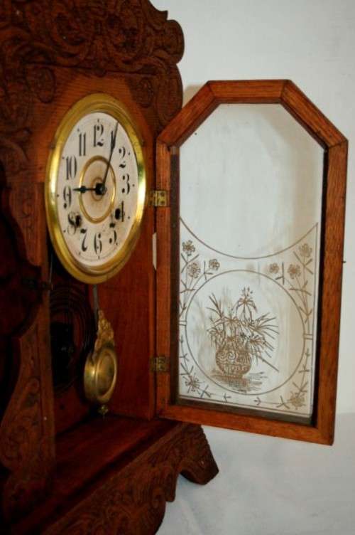 A beautiful & rare hand carved antique New Haven Clock "Gingerbread" shelf mantle clock - RS17CL