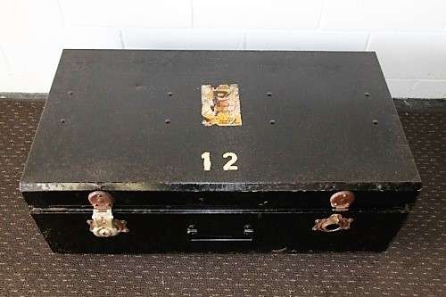 Awesome large vintage c1970's metal travel/ storage trunk; loads of space for storage - RS17Sale
