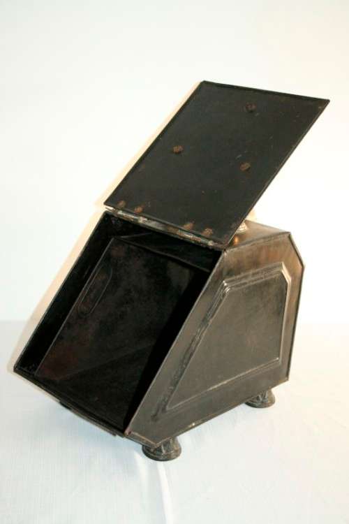 **RS17** An antique tole metal coal box w/ incredible brass embossed embellishments & a scoop