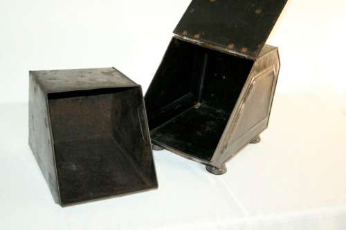 **RS17** An antique tole metal coal box w/ incredible brass embossed embellishments & a scoop