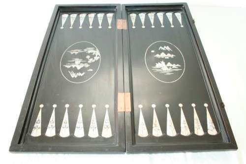 **RS17** A Vietnamese black-lacquered chess & backgammon board w/ mother of pearl inlay