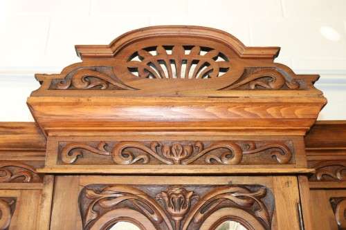 **RS17_Clearance** Victorian hand carved Art Nouveau (c1890) large walnut "Armoire" wardrobe