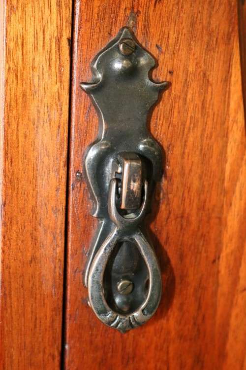 **RS17_Clearance** Victorian hand carved Art Nouveau (c1890) large walnut "Armoire" wardrobe
