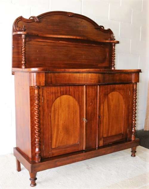 A supeb hand carved mid-Victorian (c1870) antique Mahogany chiffonier with barley twist uprights