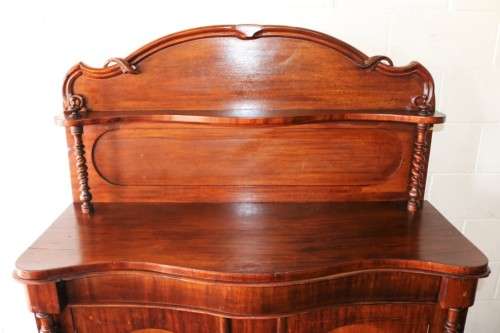 A supeb hand carved mid-Victorian (c1870) antique Mahogany chiffonier with barley twist uprights