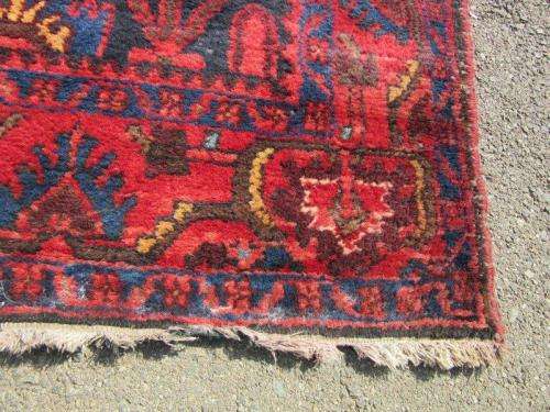 An amazing vintage Persian Carpet (1.9m x 1.4m) in deep red, blue and black detailing - wow!